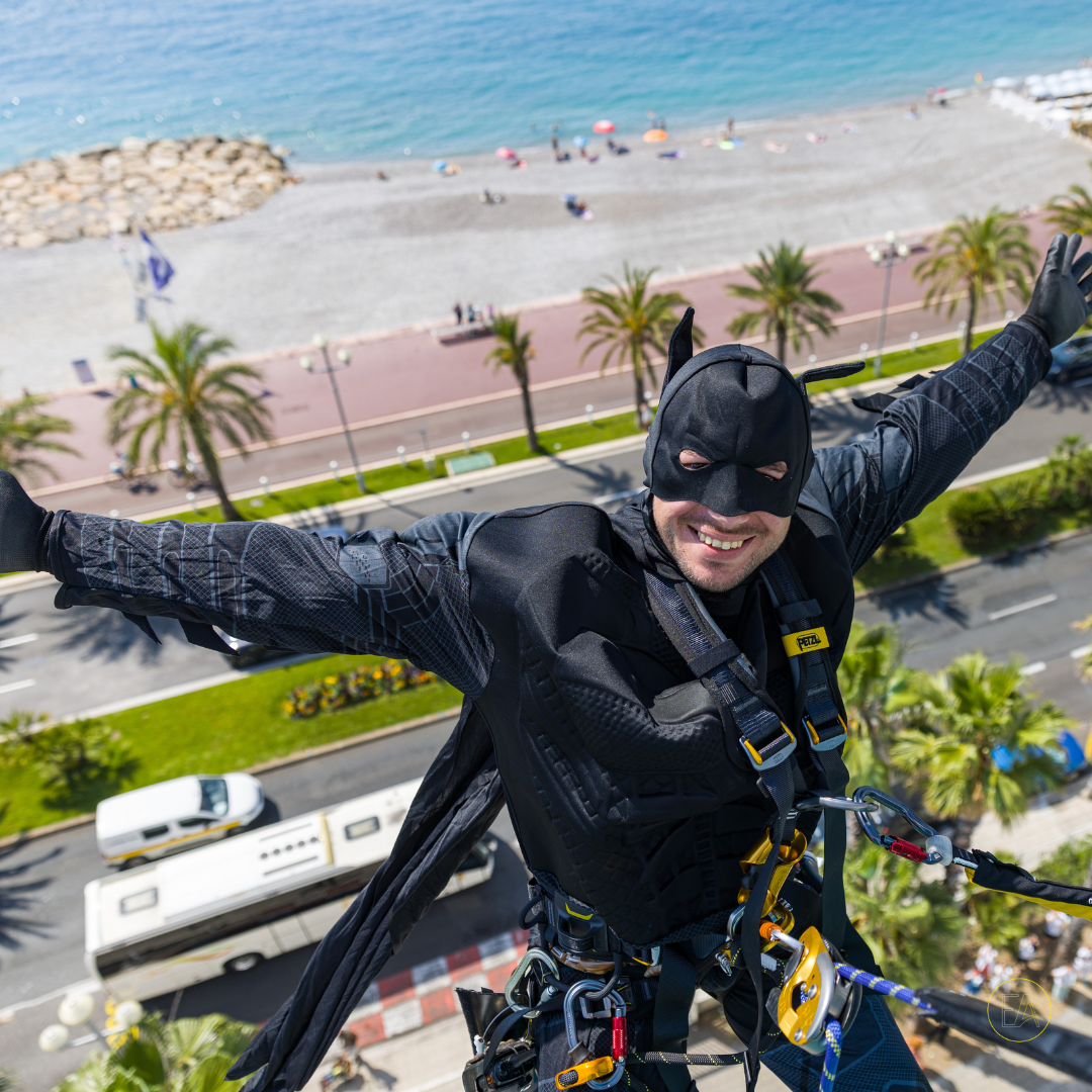 I super eroi acrobatici arrivano in Francia!
