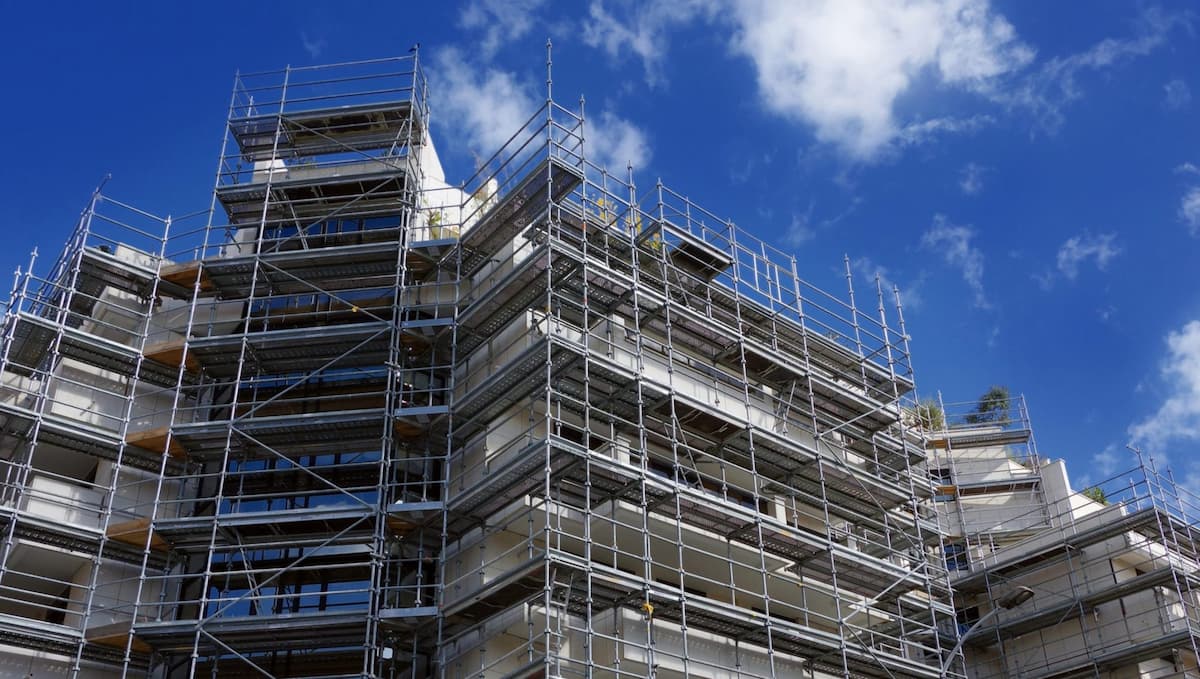 foto di un ponteggio a Pescara