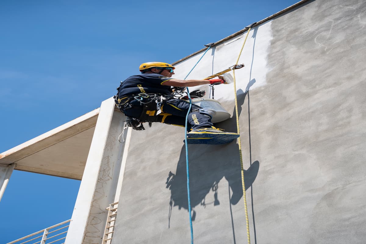 Manodopera con Acrobatica