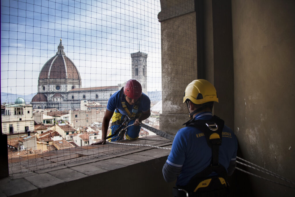 EdiliziAcrobatica realizza ripristino copertura edile sulla Basilica di San Lorenzo